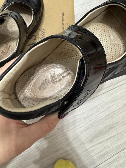 Туфли лакированные для девочки