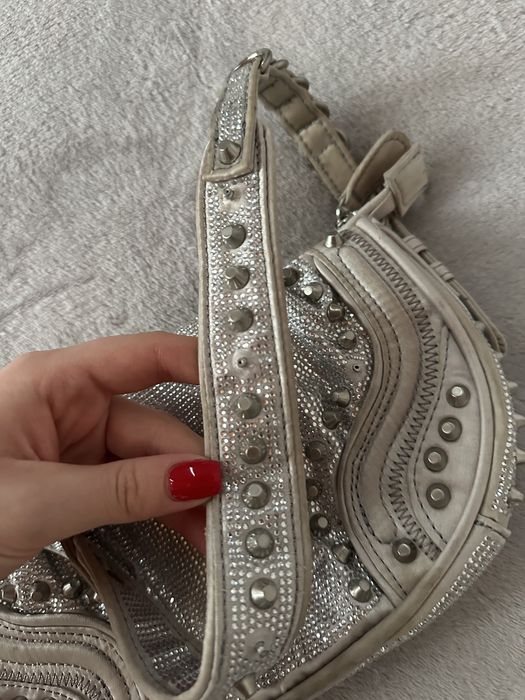 Сребриста чанта  ZARA