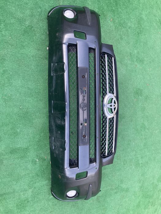 Предна броня за тойота рав4/Toyota Rav4 06-08г