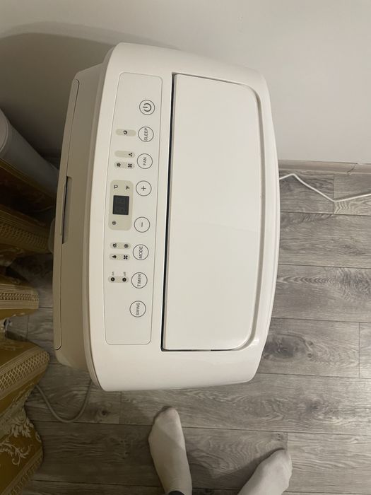 Продам кондиционер напольный 36 кв