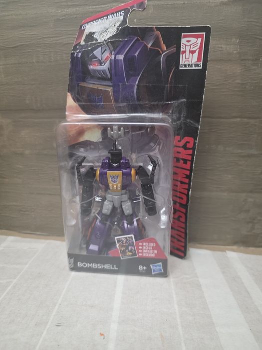 Продам оригинальные фигурки Transformers Hasbro (Starscream, Warpath,