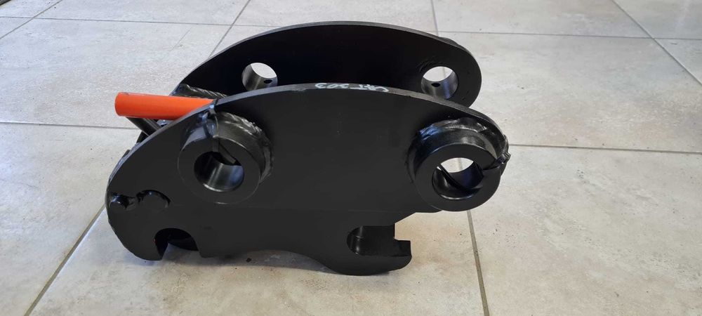 Cupla rapida mecanica pentru miniexcavator CAT303