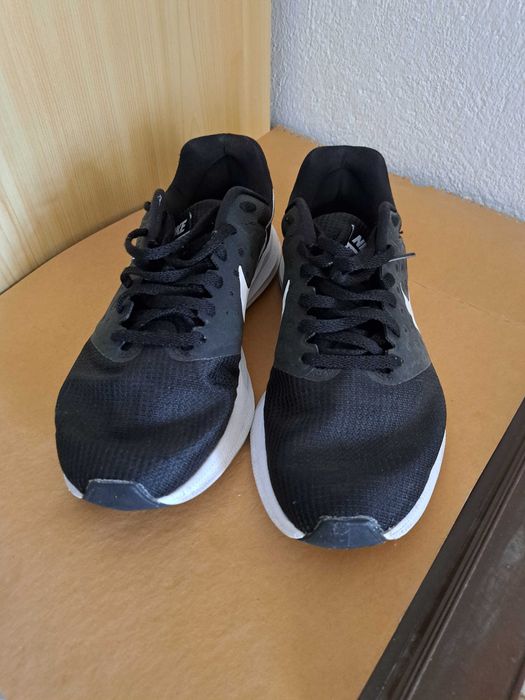 Маратонки Nike, номер 40,5