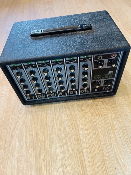 Roland VX-55 mixer cu amplificare si spring reverb