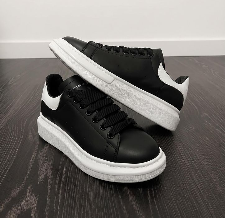 Adidasi Alexander Mcqueen Negru Alb