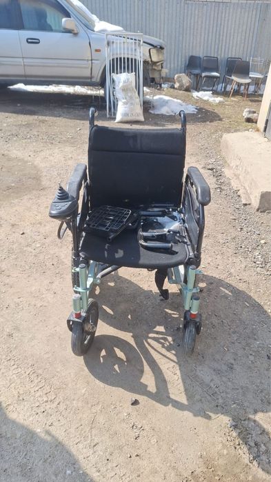 Инвалидная коляска электродвигателем