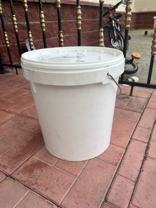 Ведра пластмассовые