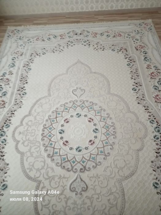 Продаётся турецкий ковёр