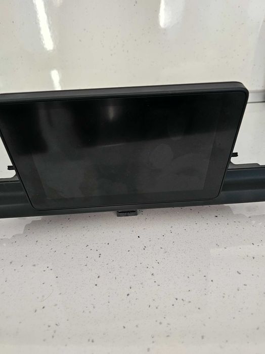 Дисплей мултимедия ауди а4 б9