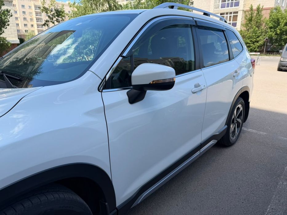 Продам машину субару форестер subaru 2023 г