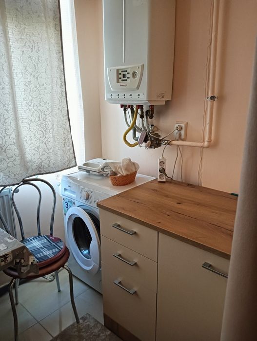 Vând apartament in Bocșa