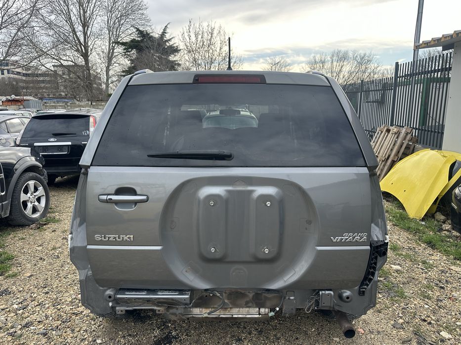 Врата багажник за Сузуки Гранд Витара 2006-2012г.!