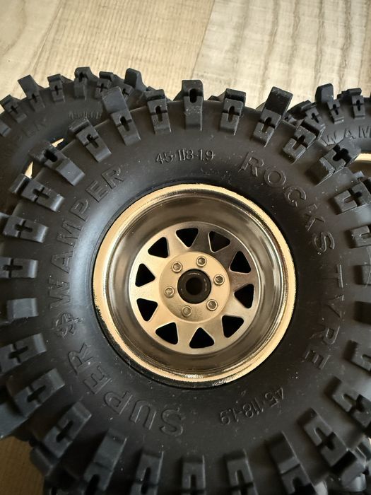 Automodel roti crawler