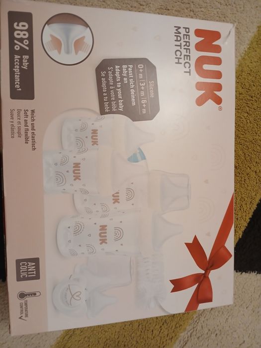 Set  biberoane Nuk