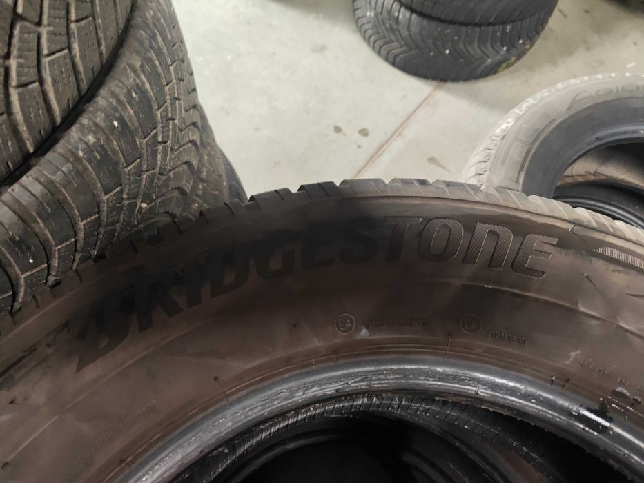 2бр.зимни гуми 215/70/16 Bridgestone