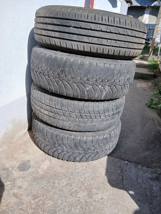 Vând jante  volkswagen touran, cu tot cu cauciucuri.
