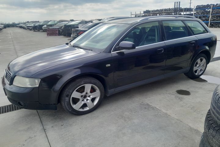 Proiector dreapta 8E0941700 8E0941700 Audi A4 B6