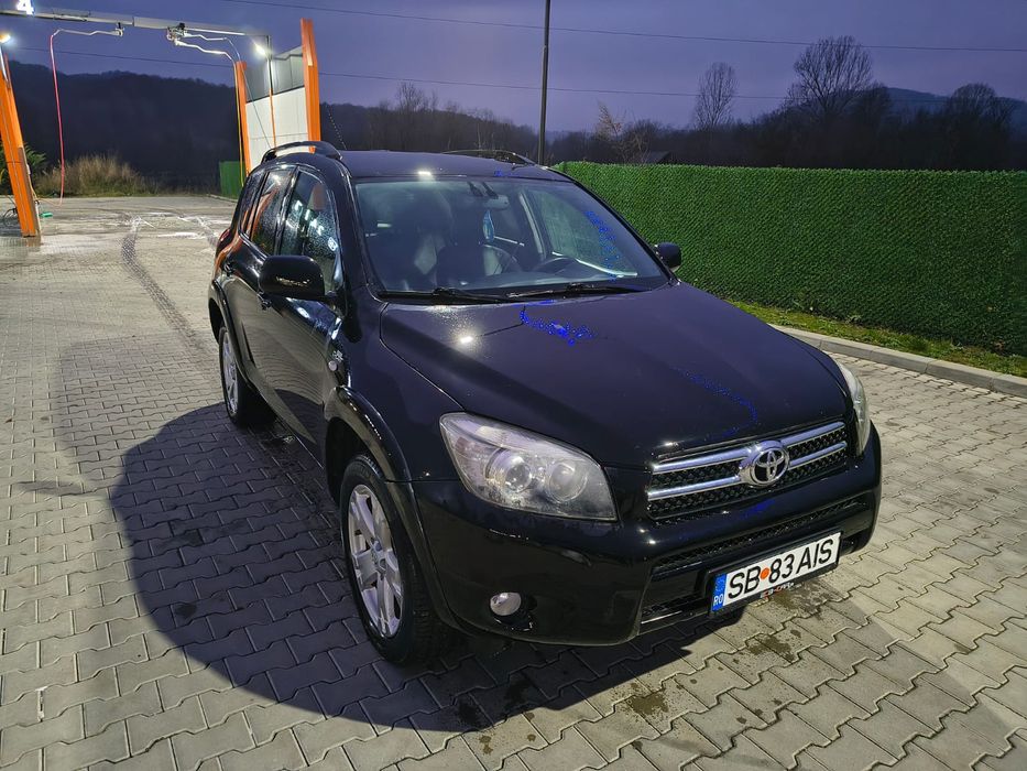 Toyota RAV4 din 2008 Motor 2.0 dieles 6+1 , Piele neagra ,Cheless Goo