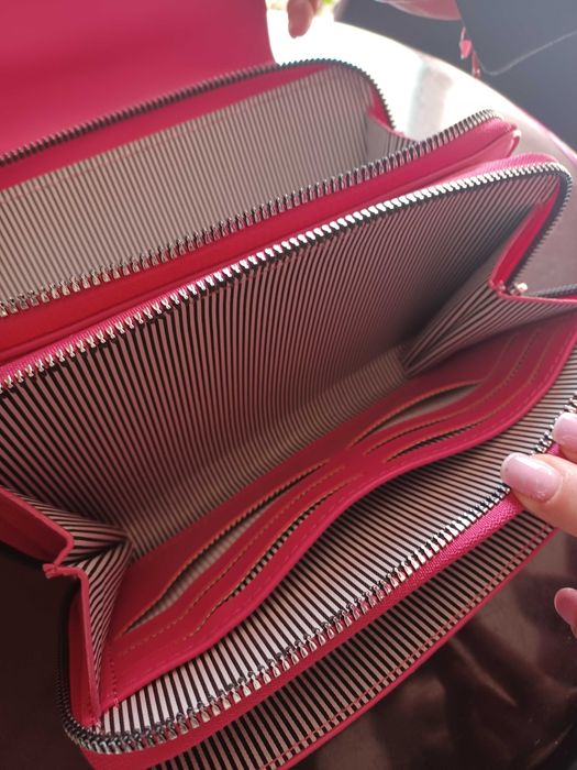 Дамски чанти-чисто нови