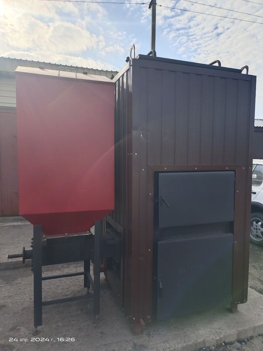 Продам котел длительного горения.