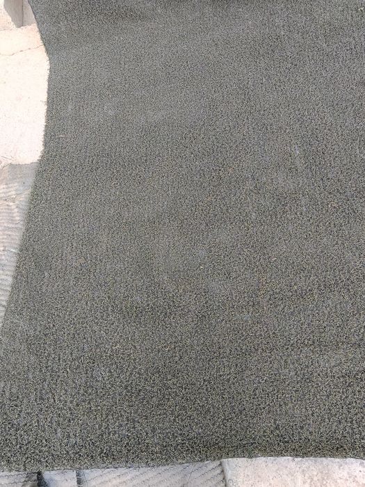 Gazon suniy xovli va bog'chalarga