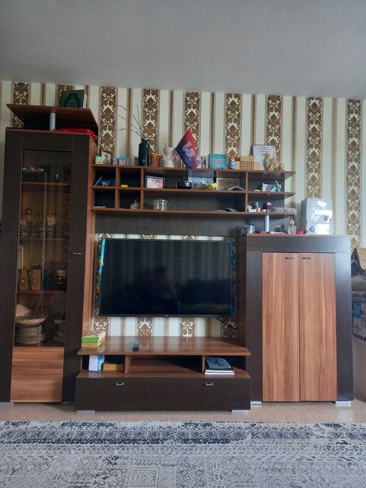 Продам стенку-тумбу