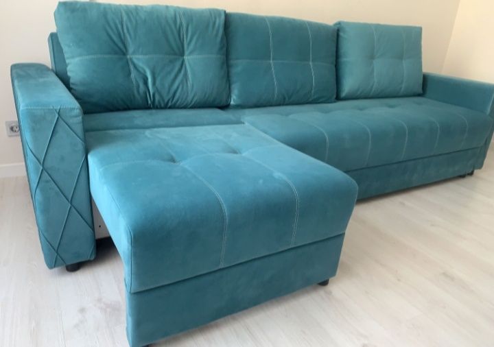 Продам диван длина 3 метра