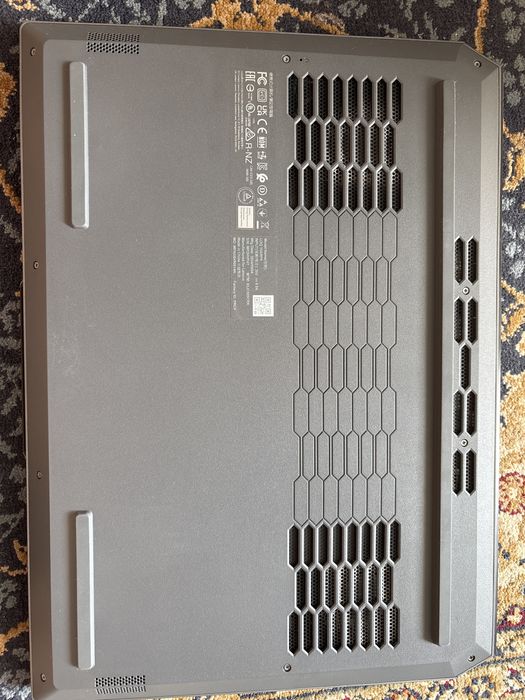 Lenovo loq 4060 amd 7