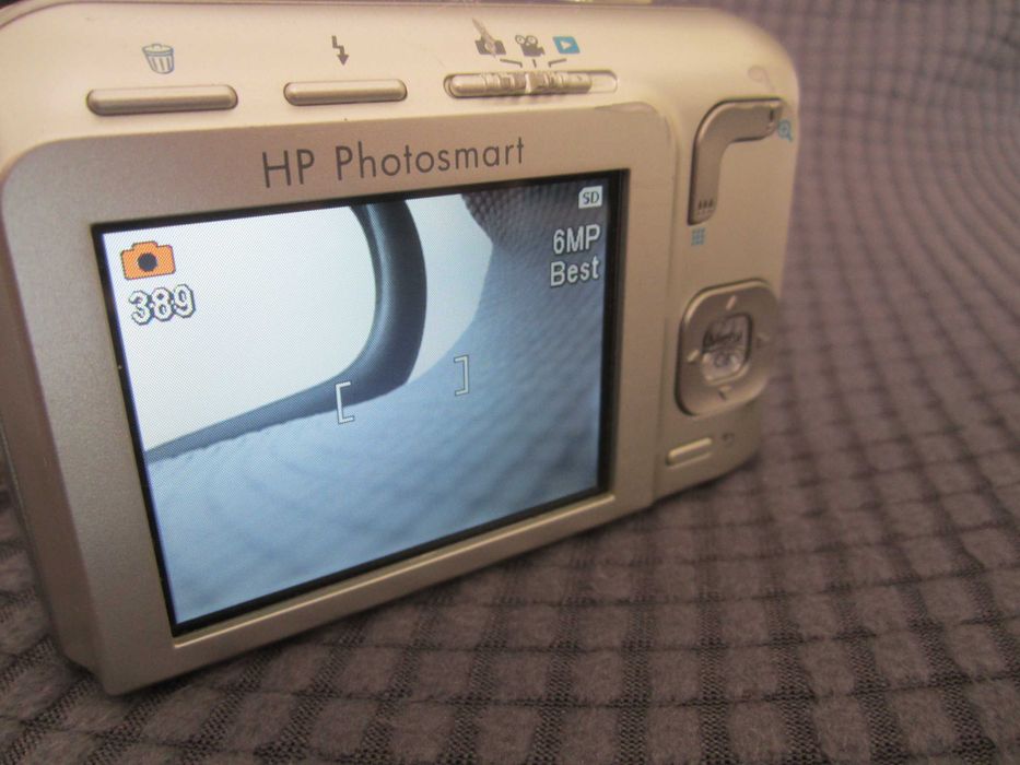 Фотоапарат HP Photosmart M537