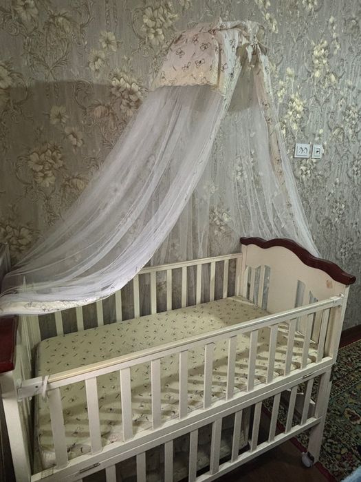 Продается детская кроватка ,в очень хорошем состоянии