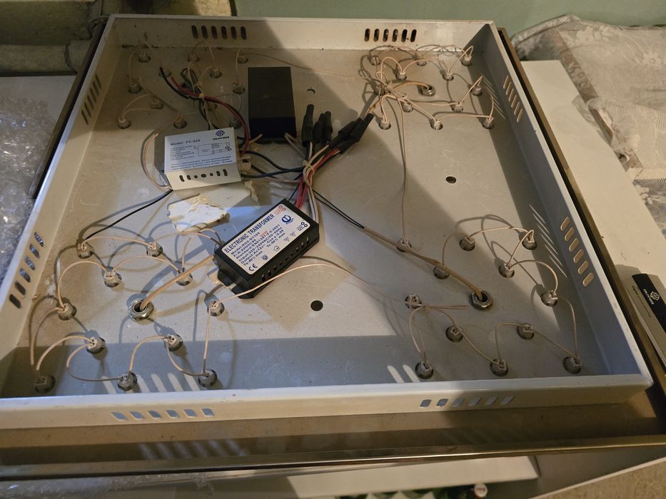 Plafoniera cu led uri Rgb, telecomanda