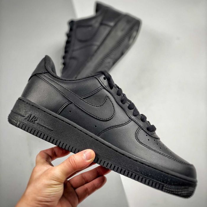 Nike AirForce 1 negri 36-44 [VERIFICARE LA LIVRARE]