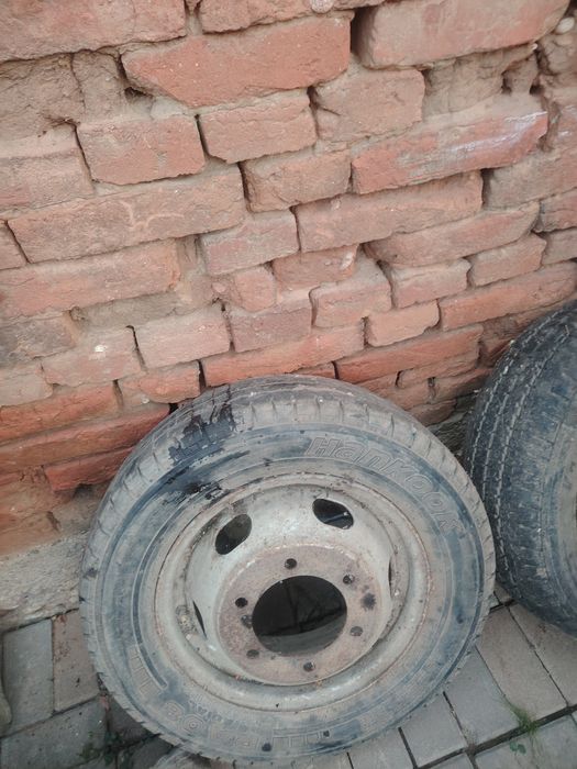 Cînd 2 genti pe 15