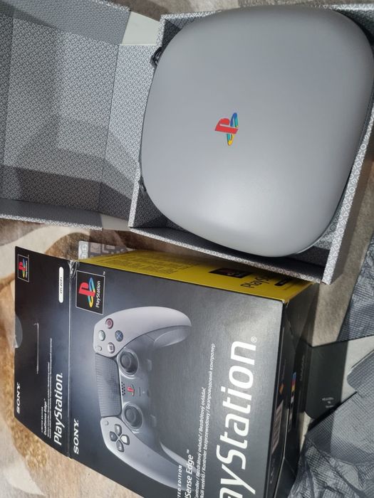 Controller DualSense Edge Limited Edition 30th Anniversary