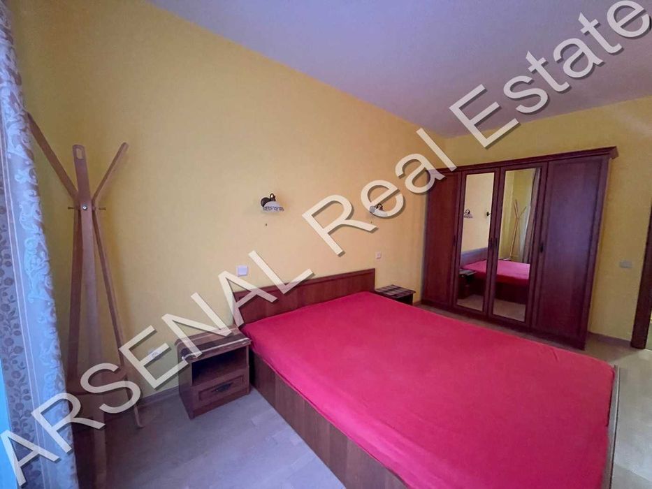 Дава се под наем Тристаен апартамент в София, Витоша - 130 кв.м за 847.62 € - Снимка #3