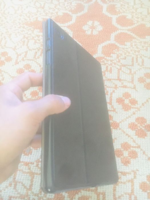 Samsung tab A8 holati yangidek 1 oy bo’ldi