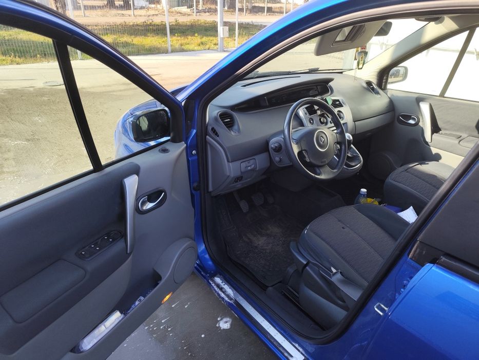 Vând Renault Scenic 2