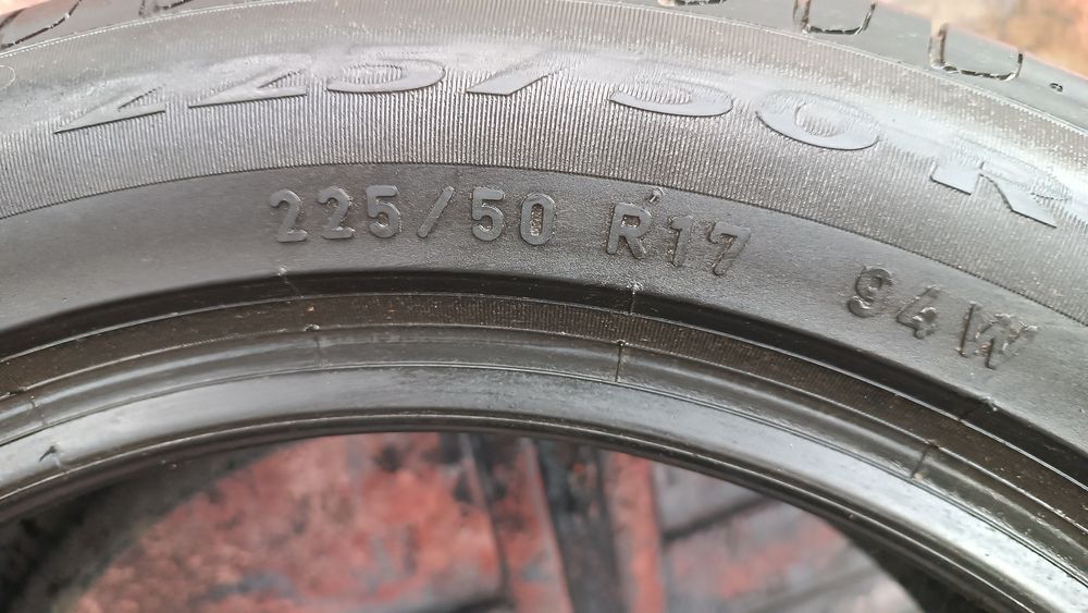 225/50/17 Pirelli