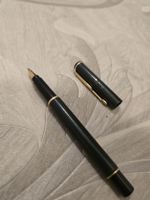 Ручка Parker Rialto Golden