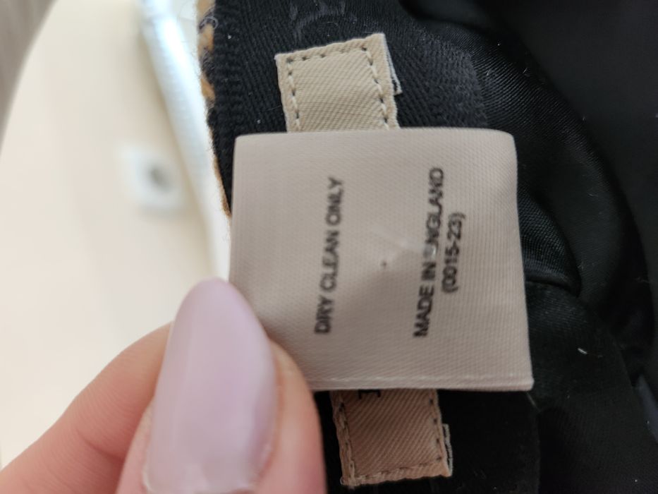 Barberry каскет оригинал