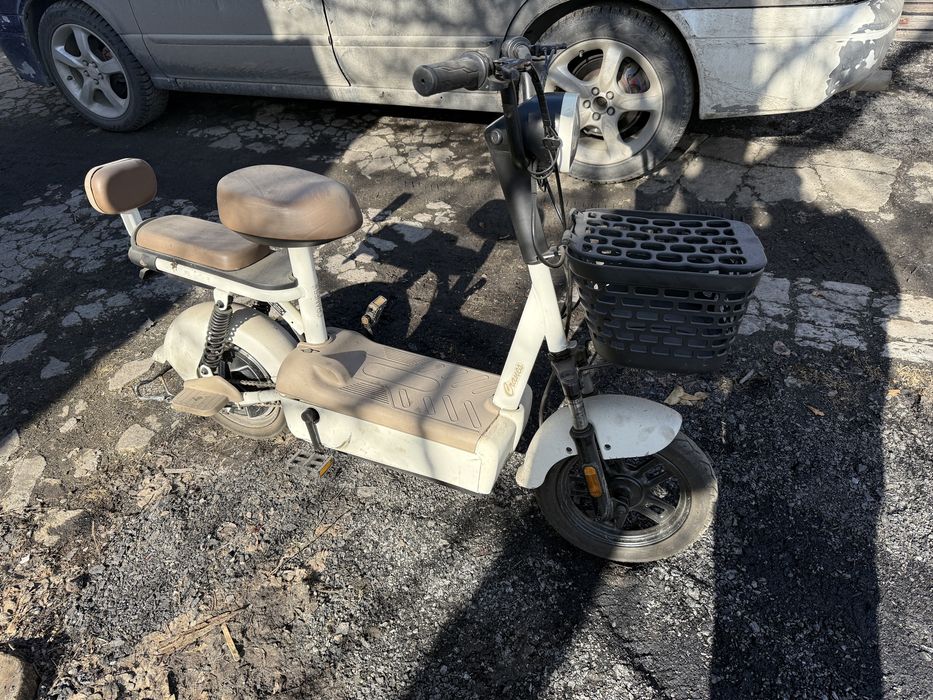 Продам электросамокат