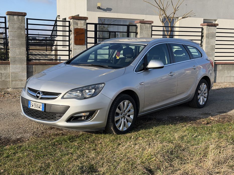 Opel Astra Sport Tourer 1.6 diesel 110 cv - 2014