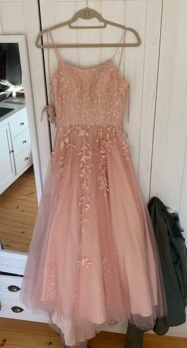 Розова бална рокля, размер S – елегантна, носена веднъж