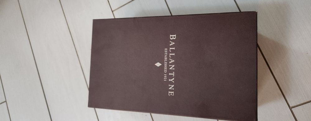 Pantofi barbati frumosi