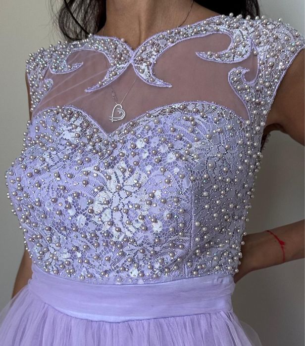 Вечернее платье для праздников