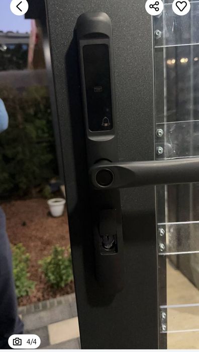 Вскрытие замков Eshik ochish xizmati zamok tamirlash ustanofka elktron