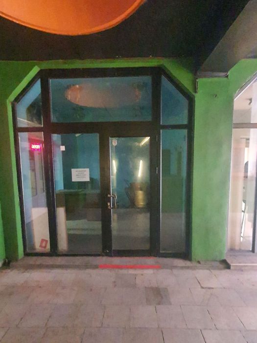 Под наем магазин топ център София