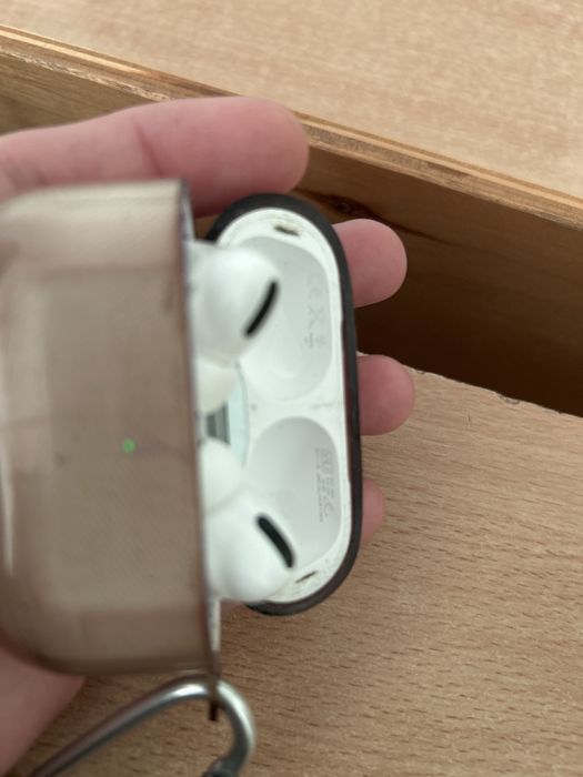 airpods pro оригинал