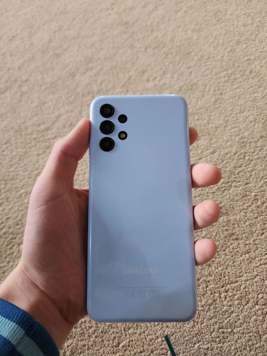 Samsung A13 4/64 pamyat ideal xolatda1yilgarantiya bor qardakbor800mi