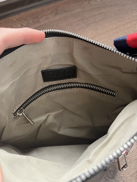 Продавам Чанта на Gucci